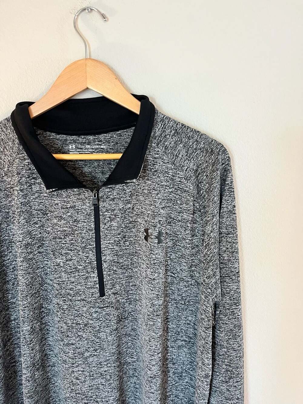 Under Armour, 2XL HeatGear 1/4 Zip Pullover, Black Gray Heathered, Activewear